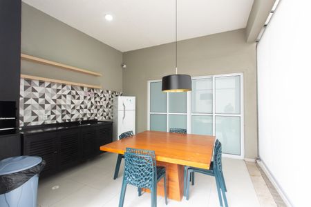 Apartamento à venda com 35m², 2 quartos e sem vagaÁrea comum - Churrasqueira