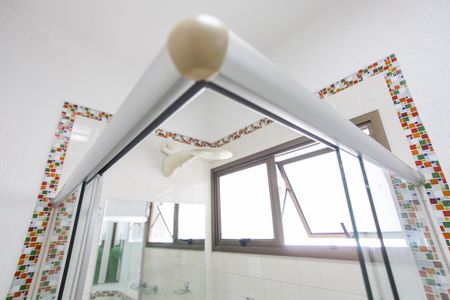 Casa para alugar com 350m², 3 quartos e 3 vagas Casa para alugar com 350m², 3 quartos e 3 vagasBanheiro da Suite Master