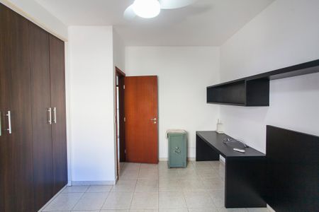 Casa para alugar com 350m², 3 quartos e 3 vagas Casa para alugar com 350m², 3 quartos e 3 vagasSuite 2