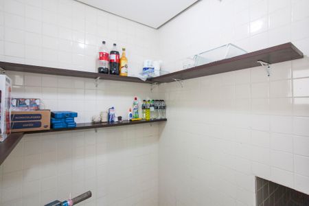 Casa para alugar com 350m², 3 quartos e 3 vagas Casa para alugar com 350m², 3 quartos e 3 vagasDespensa