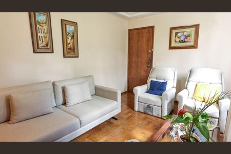 Sala de apartamento à venda com 3 quartos, 102m² em Coração Eucarístico, Belo Horizonte