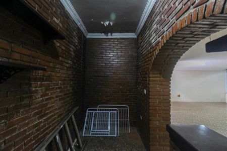 Casa para alugar com 338m², 5 quartos e 4 vagas