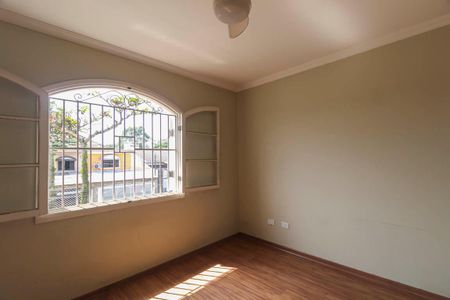 Casa para alugar com 338m², 5 quartos e 4 vagas