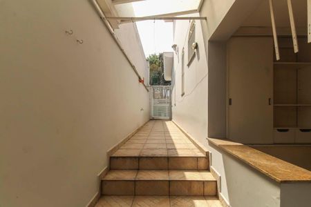 Casa para alugar com 338m², 5 quartos e 4 vagas