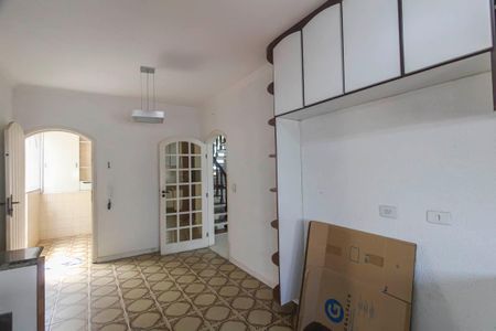 Casa para alugar com 338m², 5 quartos e 4 vagas