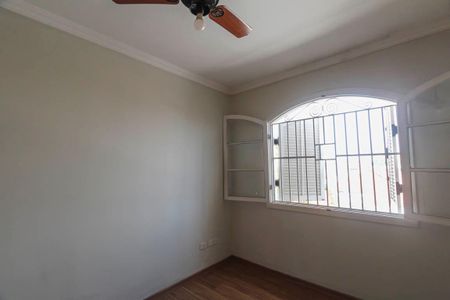 Casa para alugar com 338m², 5 quartos e 4 vagas