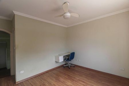 Casa para alugar com 338m², 5 quartos e 4 vagas