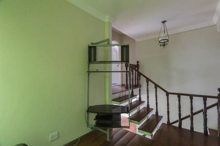 Casa para alugar com 338m², 5 quartos e 4 vagas