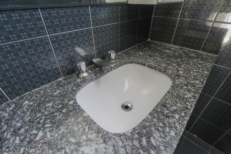 Casa para alugar com 338m², 5 quartos e 4 vagas