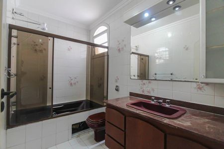 Casa para alugar com 338m², 5 quartos e 4 vagas