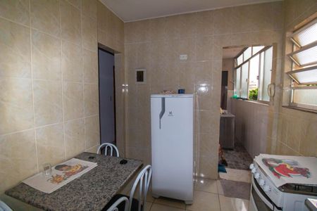 Apartamento à venda com 68m², 2 quartos e 1 vaga