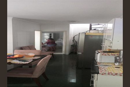 Casa à venda com 3 quartos, 120m² em Lapa de Baixo, São Paulo