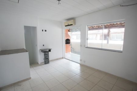 Casa à venda com 135m², 3 quartos e 1 vagaSuíte 2