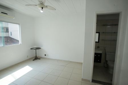 Casa à venda com 135m², 3 quartos e 1 vagaSuíte 1