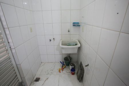 Casa à venda com 135m², 3 quartos e 1 vagaÁrea de Serviço