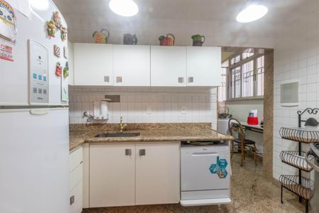 Apartamento à venda com 120m², 4 quartos e 1 vagaCozinha