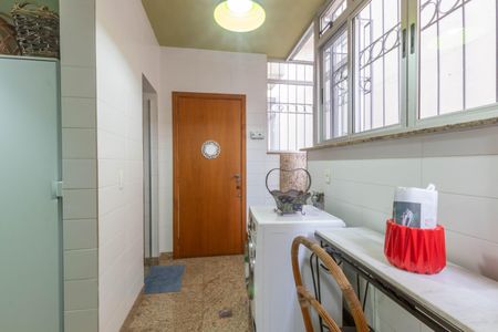 Apartamento à venda com 120m², 4 quartos e 1 vagaÁrea de Serviço