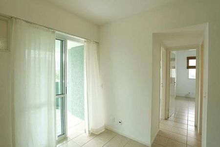 Apartamento à venda com 70m², 2 quartos e sem vaga