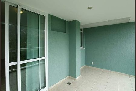 Apartamento à venda com 70m², 2 quartos e sem vaga