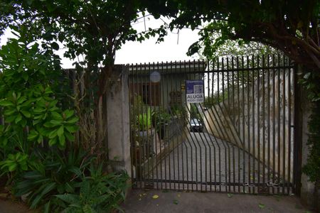 Casa para alugar com 60m², 2 quartos e sem vagaFachada com placa