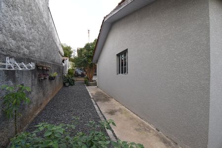 Casa para alugar com 60m², 2 quartos e sem vagaÁrea externa