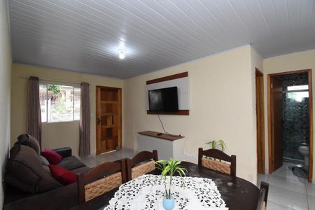 Sala de casa para alugar com 2 quartos, 60m² em Pilarzinho, Curitiba