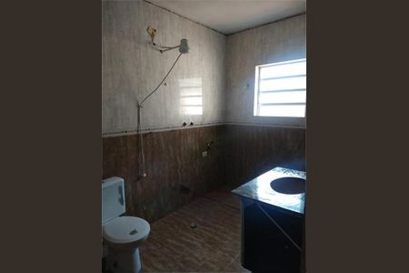 Casa à venda com 3 quartos, 180m² em Vila Vitória, Santo André