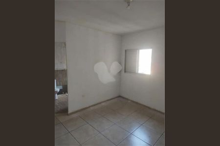 Casa à venda com 3 quartos, 180m² em Vila Vitória, Santo André