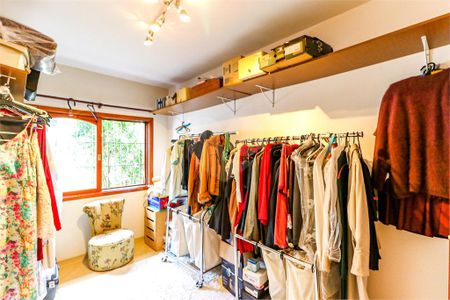 Casa à venda com 3 quartos, 250m² em Chácara Monte Alegre, São Paulo