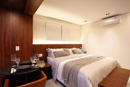 Quarto  de apartamento à venda com 1 quarto, 26m² em Indianópolis, São Paulo