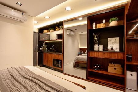 Quarto  de apartamento à venda com 1 quarto, 26m² em Indianópolis, São Paulo