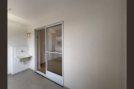 Apartamento para alugar com 35m², 2 quartos e sem vaga Apartamento para alugar com 35m², 2 quartos e sem vagaVaranda/ Área de serviço