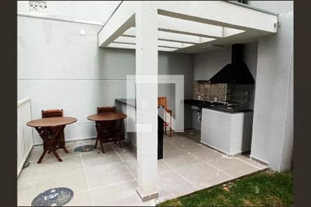 Apartamento para alugar com 35m², 2 quartos e sem vaga Apartamento para alugar com 35m², 2 quartos e sem vagaÁrea comum - Churrasqueira