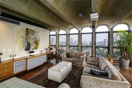 Apartamento à venda com 4 quartos, 332m² em Vila Cordeiro, São Paulo