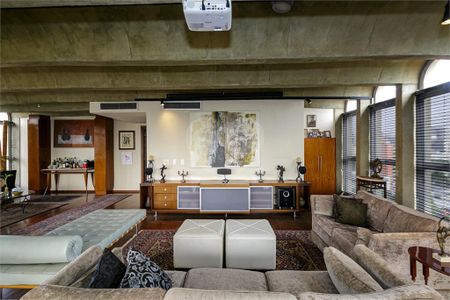 Apartamento à venda com 4 quartos, 332m² em Vila Cordeiro, São Paulo