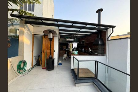 Casa à venda com 182m², 3 quartos e 2 vagas