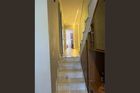 Casa à venda com 182m², 3 quartos e 2 vagas