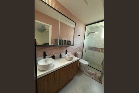 Casa à venda com 182m², 3 quartos e 2 vagas