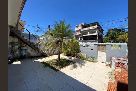 Casa à venda com 120m², 4 quartos e 4 vagas