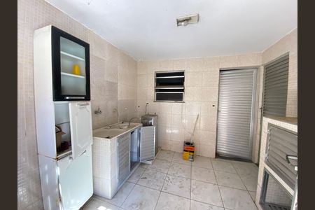 Casa à venda com 120m², 4 quartos e 4 vagas