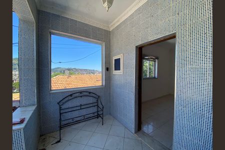 Casa à venda com 120m², 4 quartos e 4 vagas