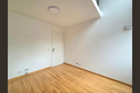 Apartamento à venda com 42m², 1 quarto e 1 vaga Apartamento à venda com 42m², 1 quarto e 1 vagaSala
