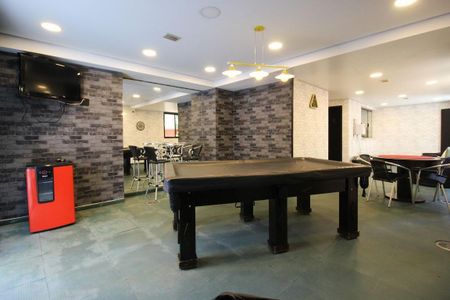 Apartamento à venda com 42m², 1 quarto e 1 vaga Apartamento à venda com 42m², 1 quarto e 1 vagaÁrea comum - Salão de jogos