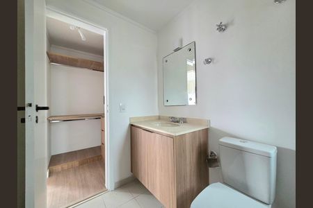 Apartamento à venda com 42m², 1 quarto e 1 vaga Apartamento à venda com 42m², 1 quarto e 1 vagaBanheiro da Suíte