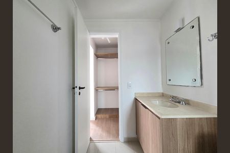 Apartamento à venda com 42m², 1 quarto e 1 vaga Apartamento à venda com 42m², 1 quarto e 1 vagaBanheiro da Suíte