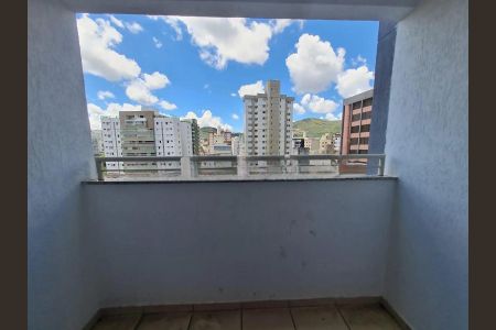 Apartamento para alugar com 83m², 3 quartos e 2 vagas