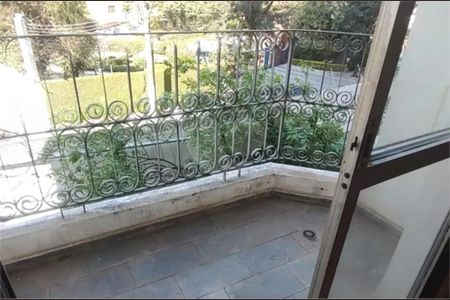 Apartamento à venda com 74m², 2 quartos e 1 vaga