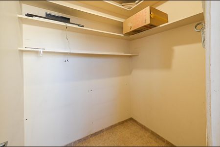 Apartamento à venda com 60m², 2 quartos e 1 vaga Apartamento à venda com 60m², 2 quartos e 1 vagaQuarto de Serviço