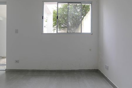 Casa para alugar com 50m², 1 quarto e 1 vagaQuarto