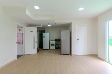 Apartamento à venda com 70m², 2 quartos e sem vagaÁrea comum - Salão de festas